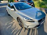 Volvo V40 R-DesignAut.NavLederFullLedGarantiNavi - Volvo V40 mit Benzin-Antrieb: Limousine, R Design