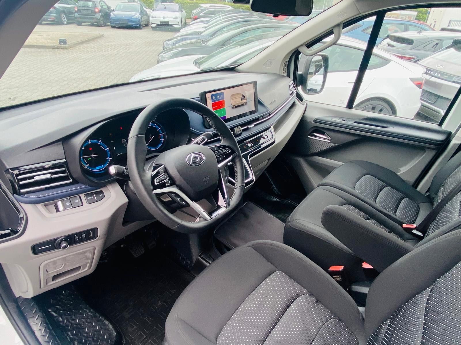 Fahrzeugabbildung Maxus eDeliver 7 L2 3,5t 3SIT+LED+NAVI+SHZ+KAMER+ACC+
