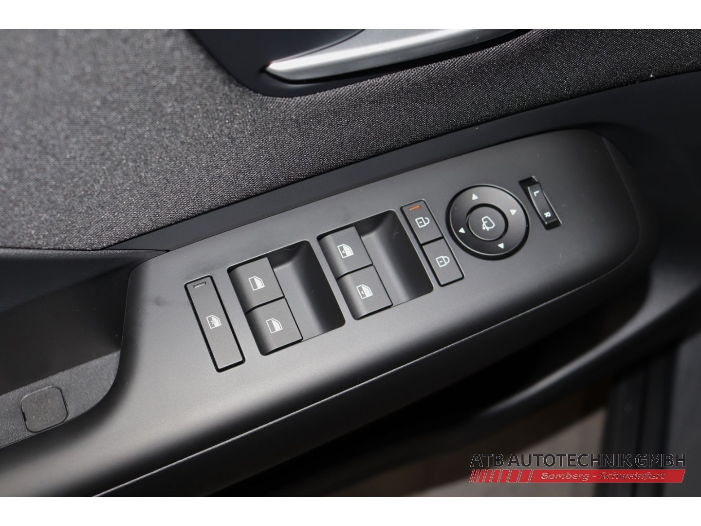 Fahrzeugabbildung Hyundai KONA Hybrid 1.6-GDI DCT 2WD Trend Assist.paket