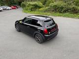 MINI Cooper SE LED gr. Navi Kamera DrivAssist ACC HUD - MINI Cooper SE von privat