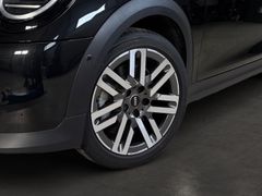 Fahrzeugabbildung MINI Cooper C 1,5 Steptronic Classic Trim