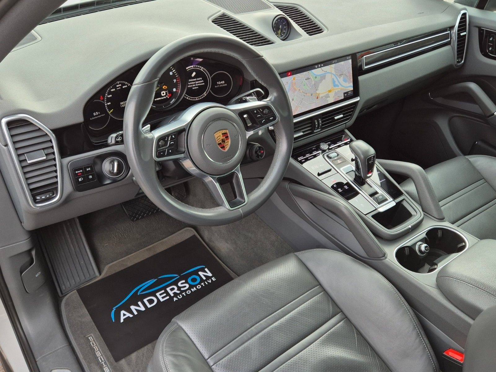 Fahrzeugabbildung Porsche CAYENNE COUPE PANO BOSE KAM 21" SPORTCHRONO
