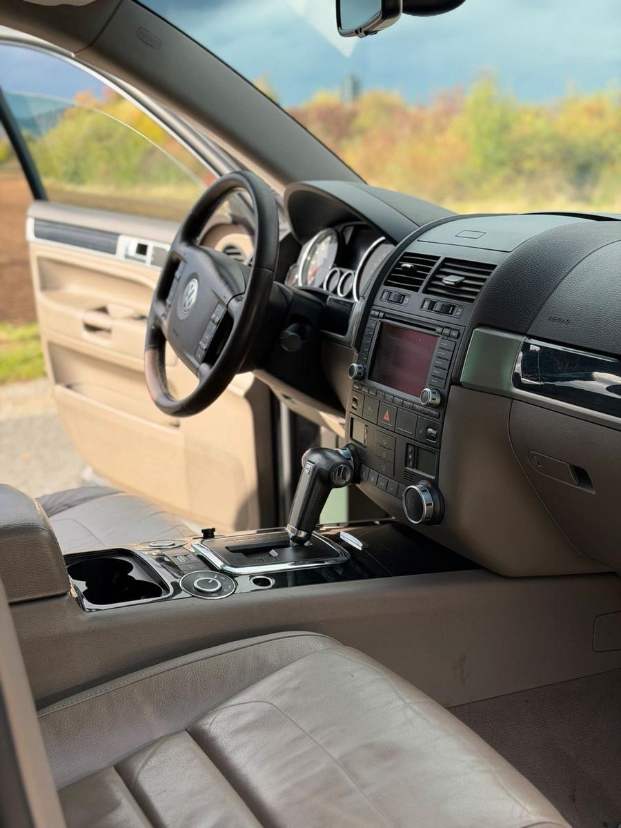 Volkswagen Touareg 2007 — photo 11