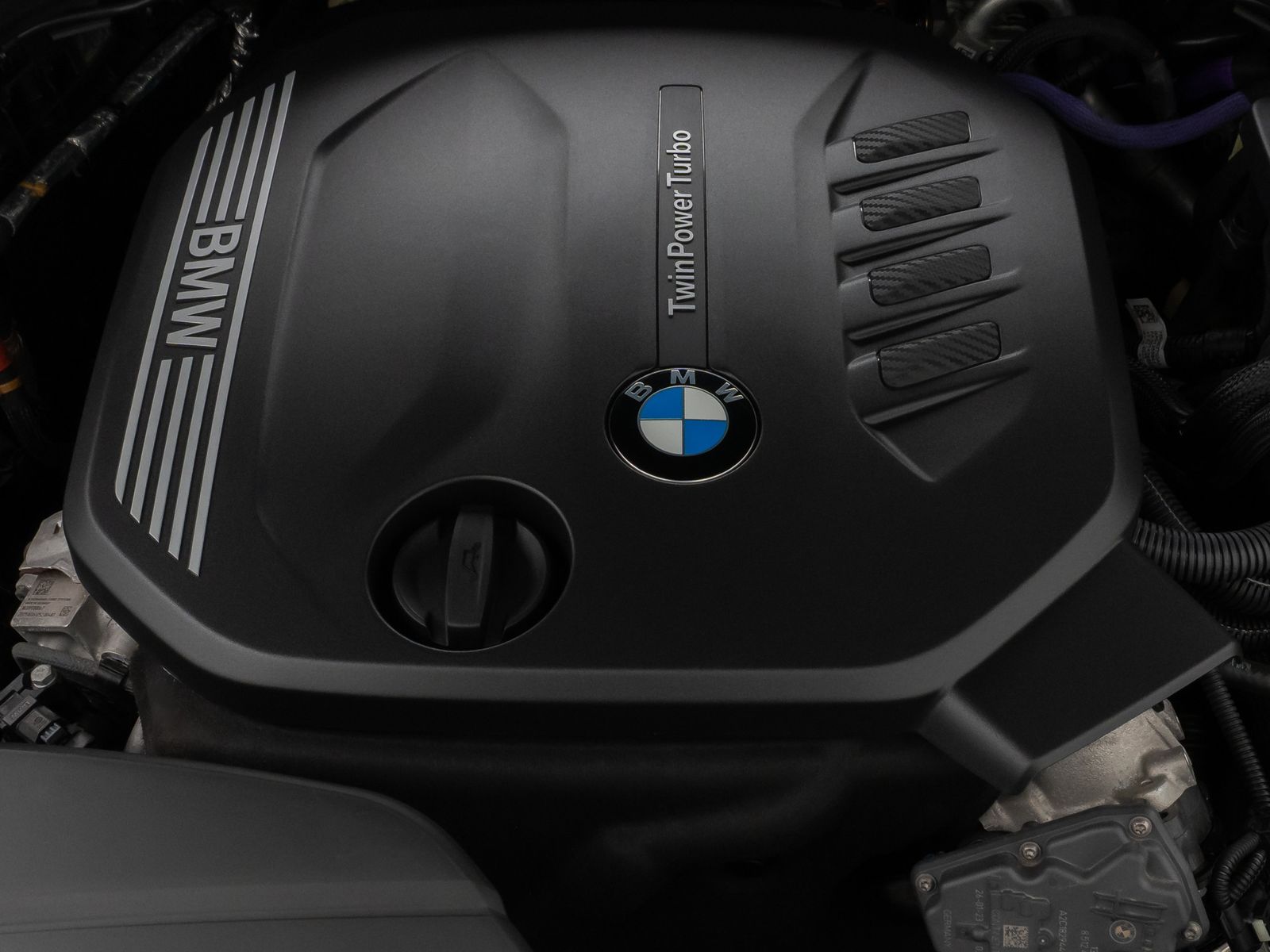 Fahrzeugabbildung BMW 320d xD Stop&Go DAB Kamera HUD Komfort Widscreen