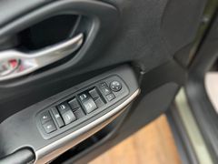 JEEP CHEROKEE / AHK / 4x4 / NUR 85.tKM / ALPINE / JEEP CHEROKEE / AHK / 4x4 / NUR 85.tKM / ALPINE /