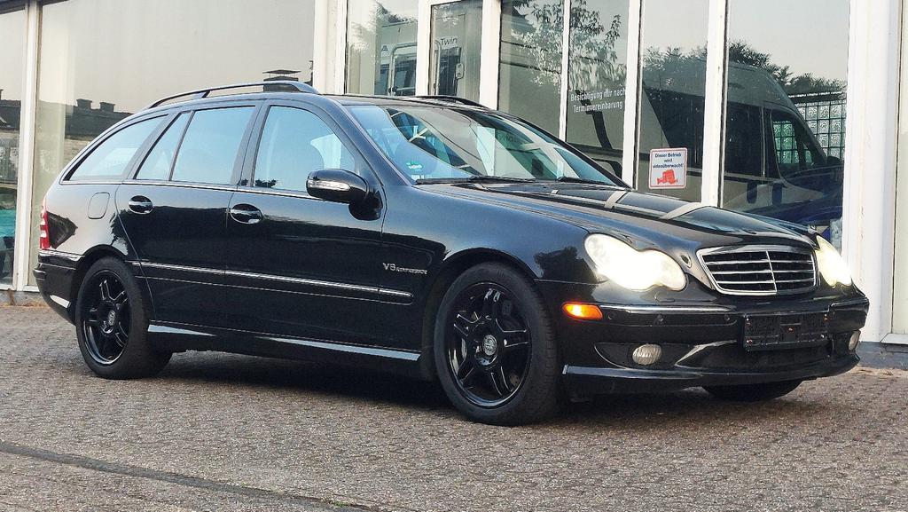 Mercedes-Benz C 32 AMG