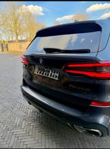 BMW X5 M50 M50d - - graue BMW X5 M50