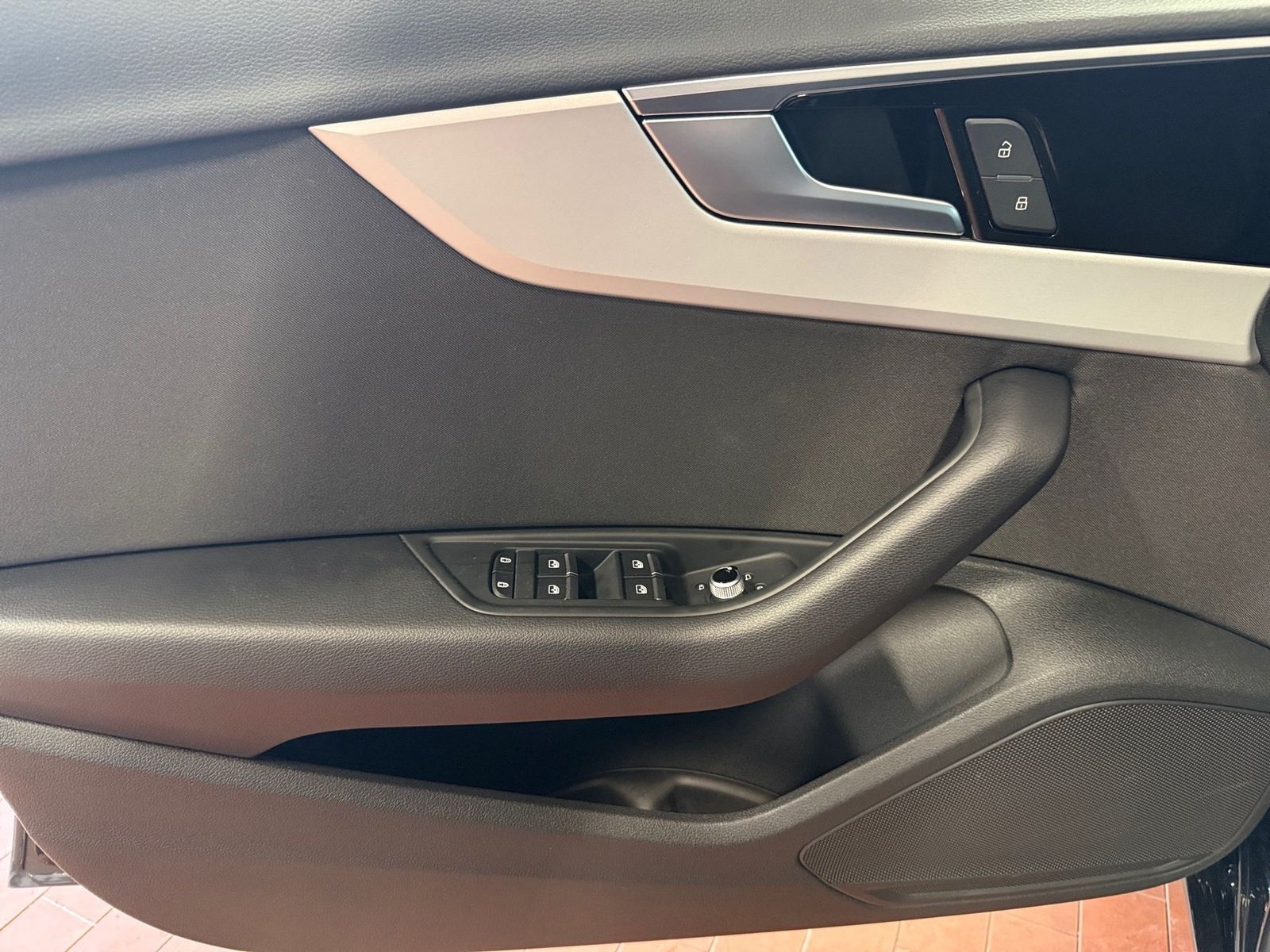 Audi A4 - Bild 12