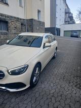 Mercedes-Benz E 220 d T Autom. - - Mercedes-Benz E 220: Taxi