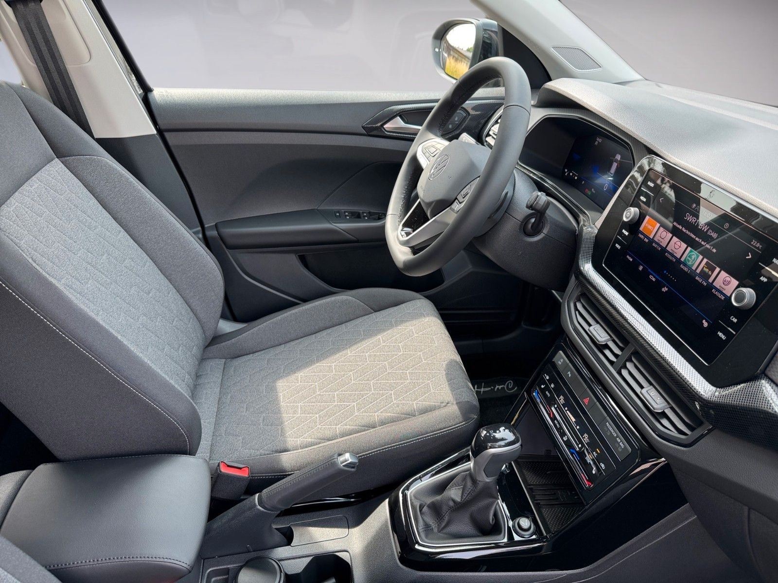 Fahrzeugabbildung Volkswagen T-Cross 1.0 TSI Life Edition