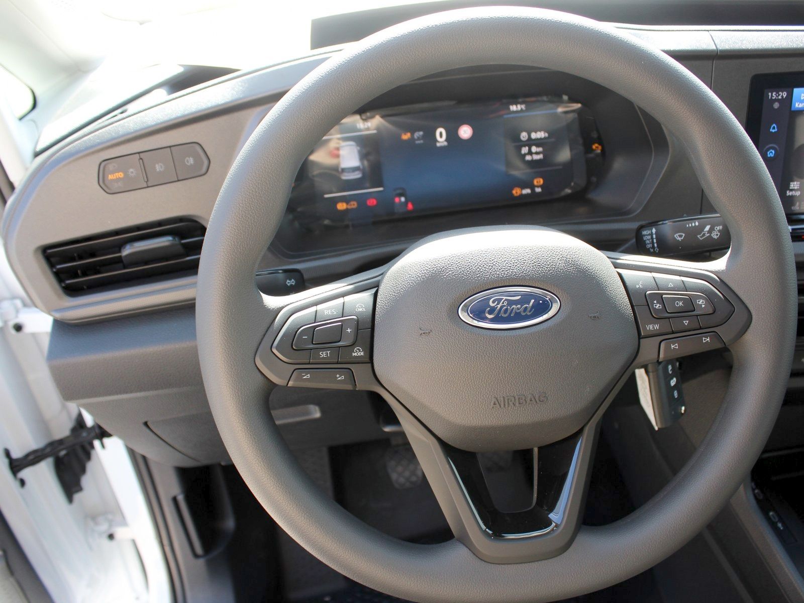 Fahrzeugabbildung Ford Transit Connect Trend L1 Kasten