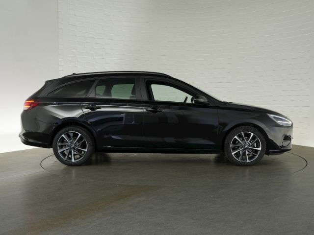 i30cw FACELIFT T-GDI ADVANTAGE 48V DCT+VOLL LED+