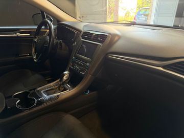 Ford Mondeo - 12
