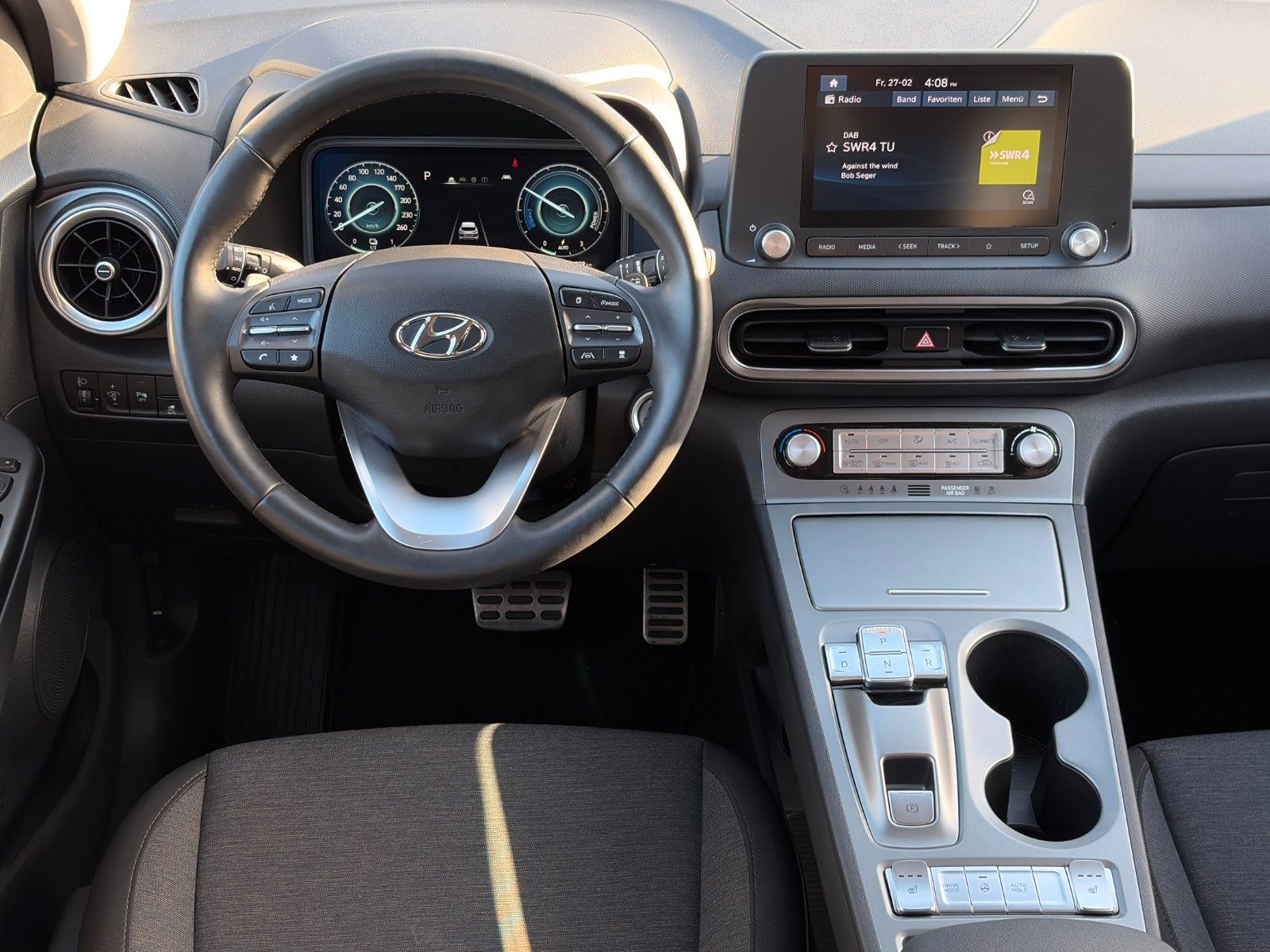 Fahrzeugabbildung Hyundai KONA E Select ACC LHZ SHZ LKAS PDC KAM CarPlay