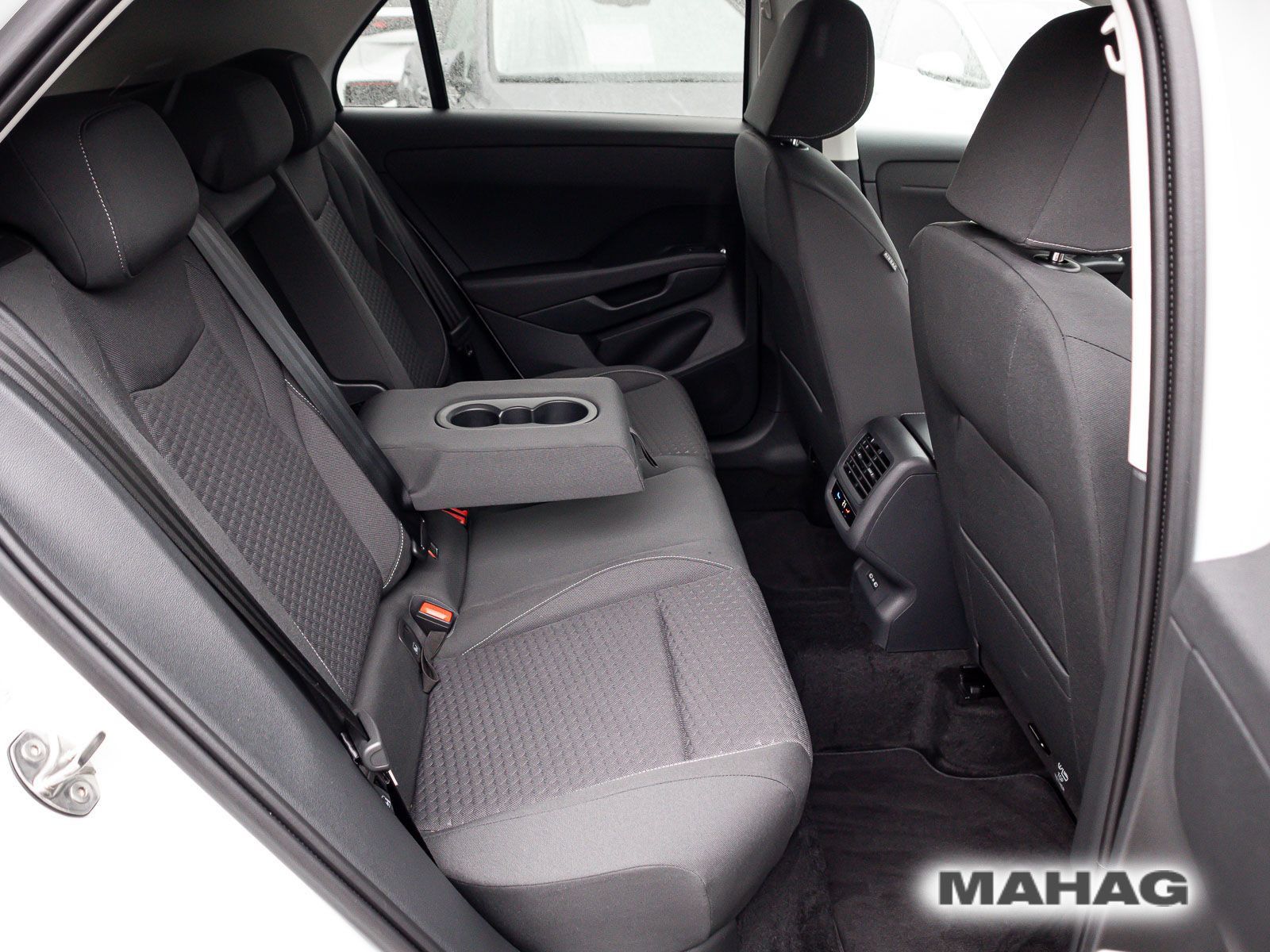 Volkswagen T-Roc - Bild 14