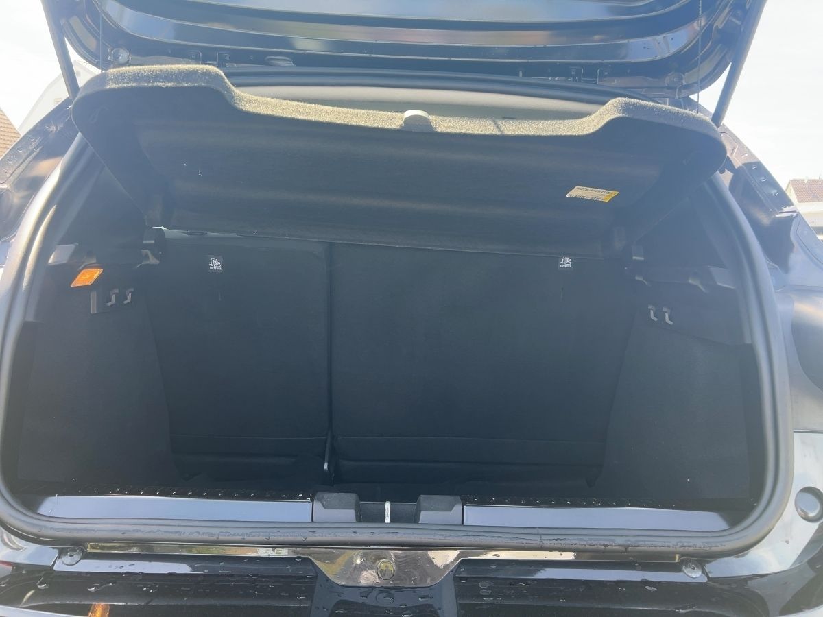 Fahrzeugabbildung Dacia Sandero Comfort TCe 90 AHK