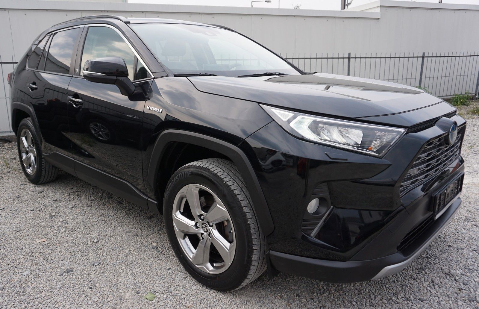 Fahrzeugabbildung Toyota RAV4 Hybrid 4x4 Team Deutschland LED,ACC,SH,AHK