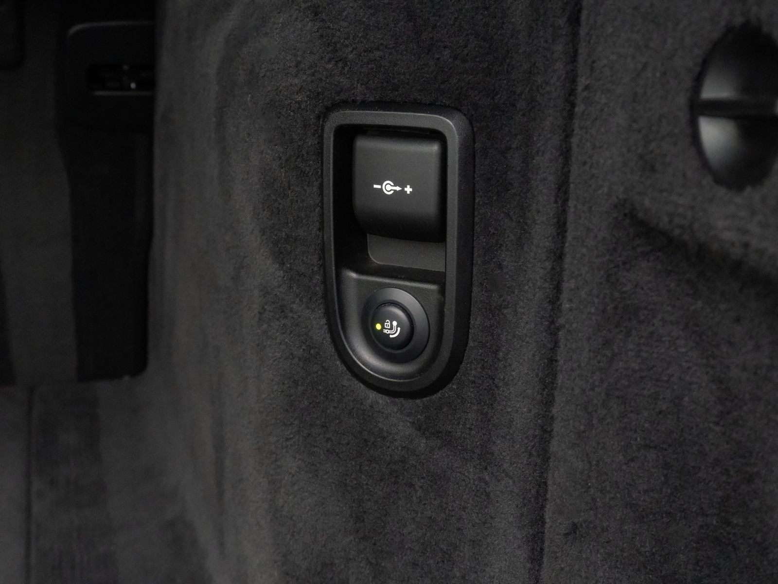 Fahrzeugabbildung BMW 540i xD M Sport 360°Memory DAB AHK Belüftung H/K