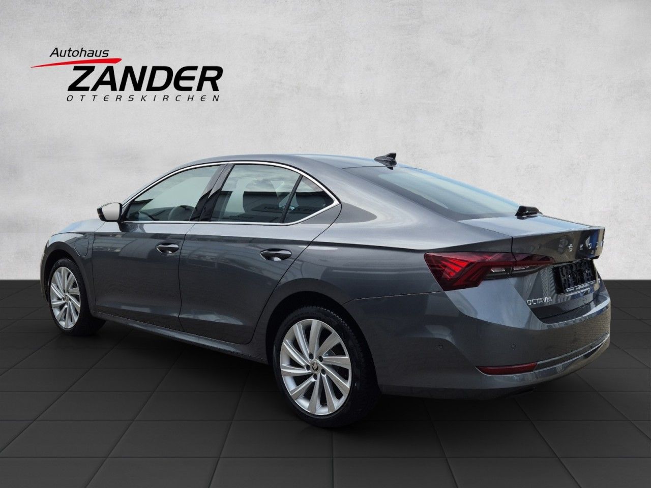 Fahrzeugabbildung SKODA Octavia Lim. Style iV PHEV Plug-In-Hybrid ACC