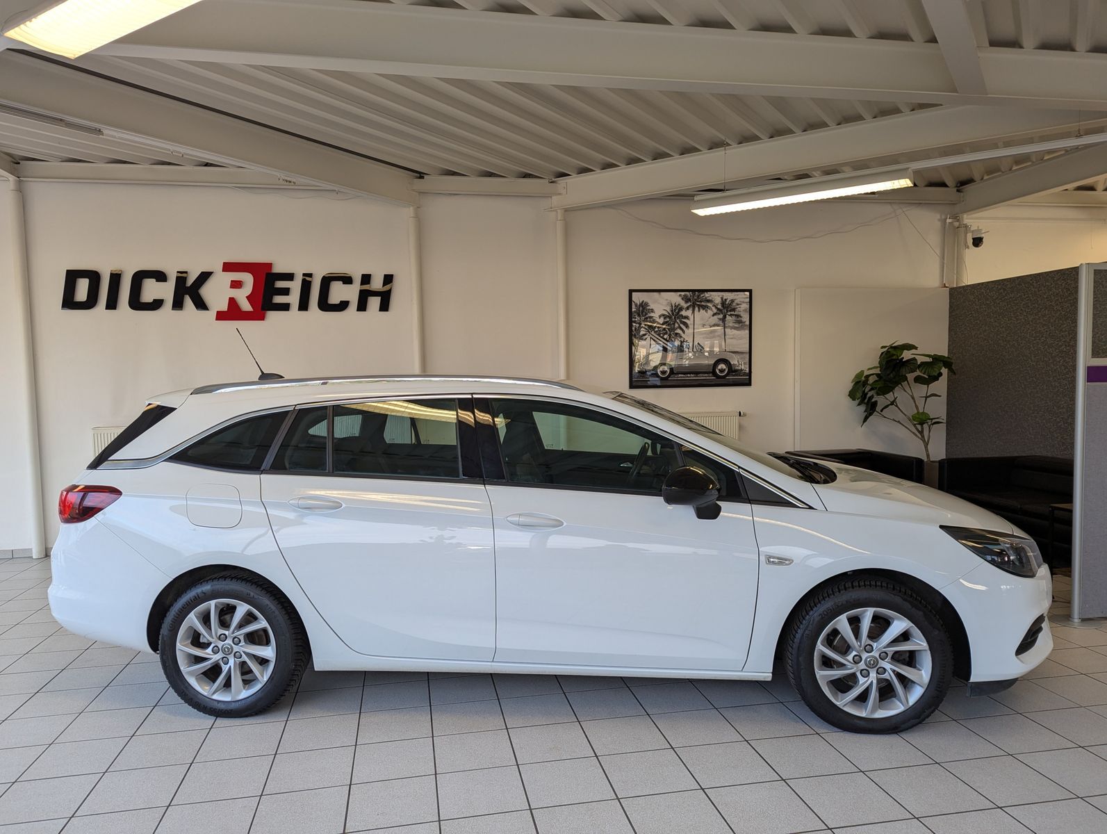 OPEL Astra 1.5 CDTI Aut. Elegance Navi LED Kamera - Image 8