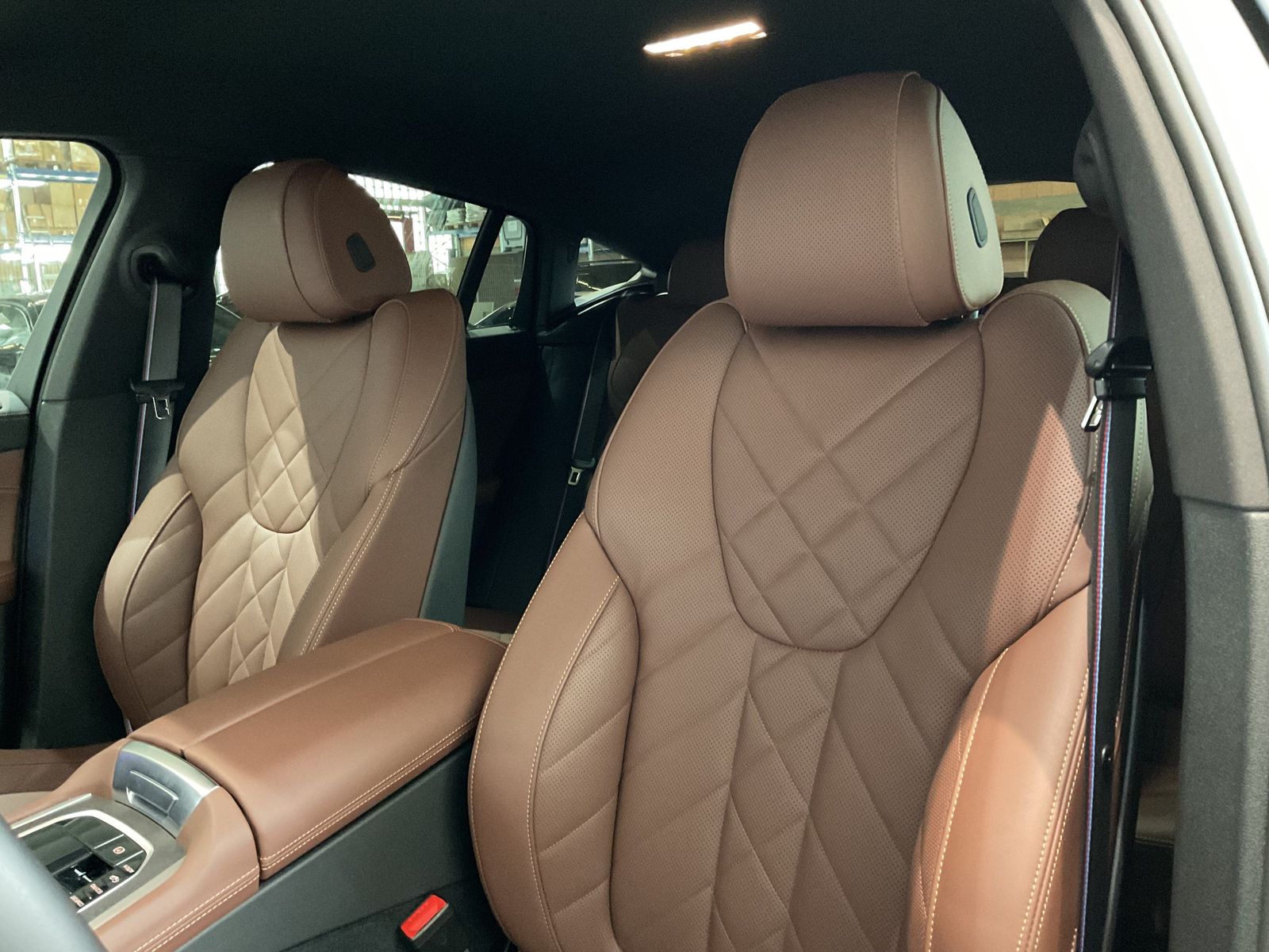 Fahrzeugabbildung BMW X6 xDrive40d |Standheizung |M Sportpaket Pro |H&