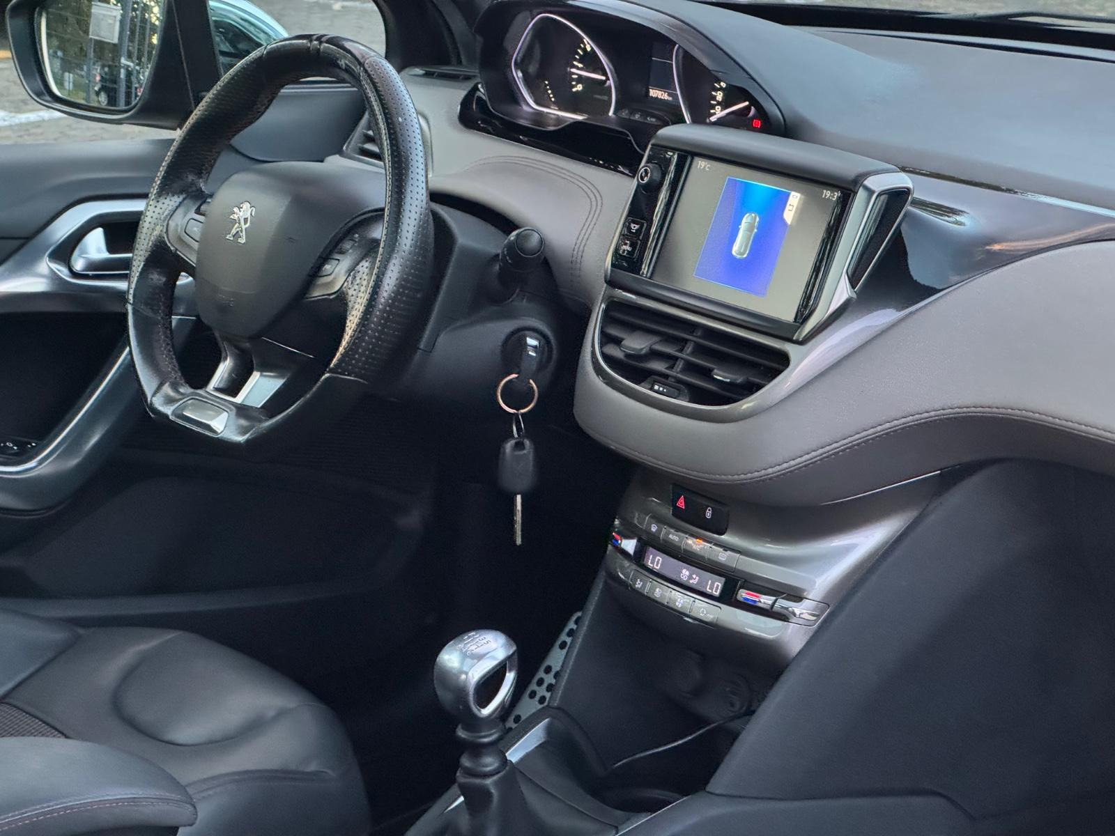 Peugeot 208 XY 1.6 THP 156 ch • BVM • Cuir • Toit Panoramique • GPS