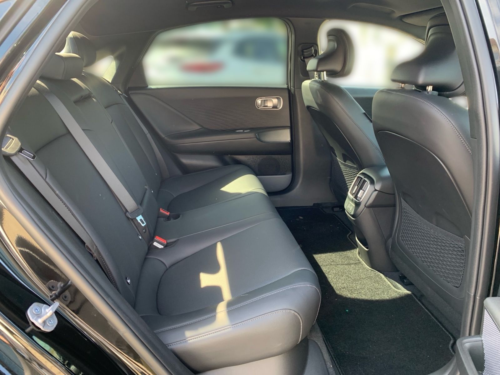 Fahrzeugabbildung Hyundai IONIQ 6 Uniq 77,4 kWh 20Zoll