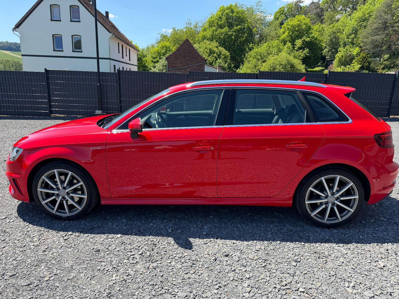 AUDI A3 Sportback e-tron NAVI/LED/KAMERA – Foto 8