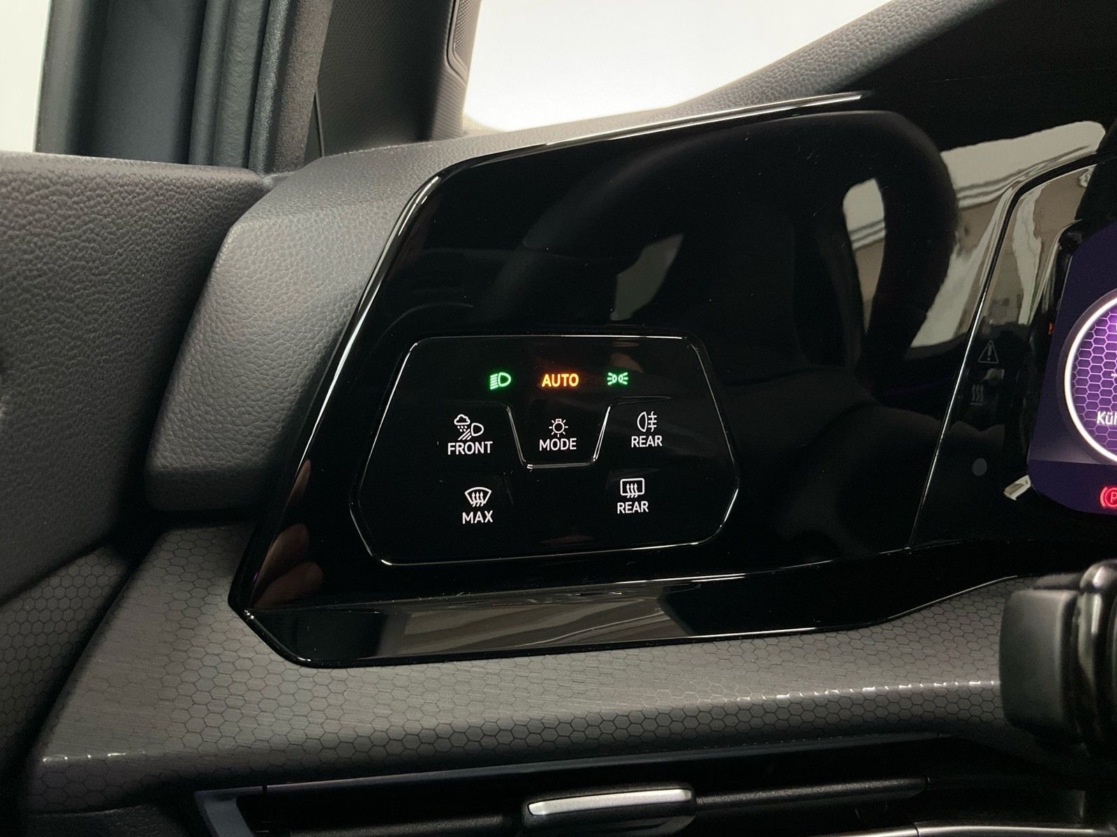 Volkswagen Golf - Bild 18