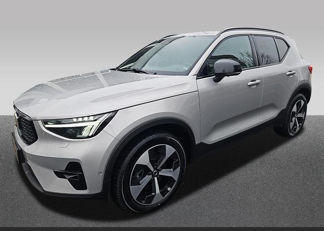 Volvo XC40 B4 Plus Dark AHZV/Glasdach, Fahr-Paket