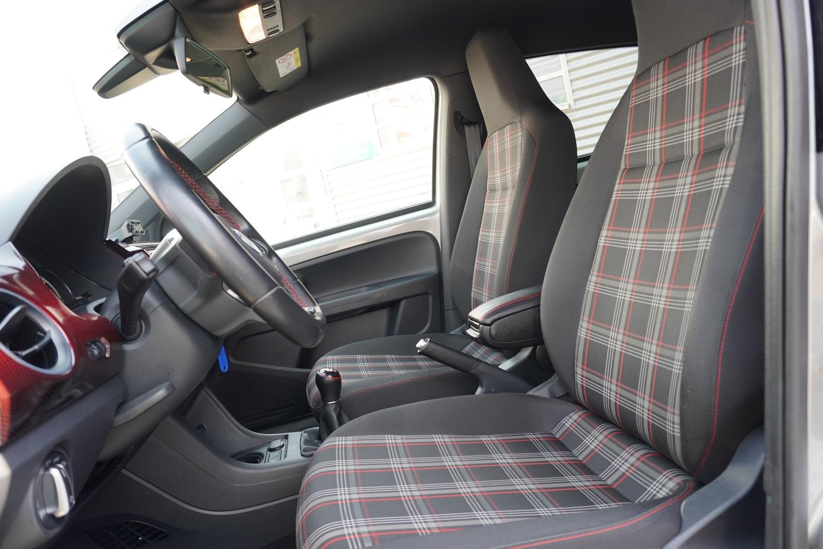Volkswagen up! 1.0 TSI GTI AAC KAMERA SHZ TEMP 1.HAND