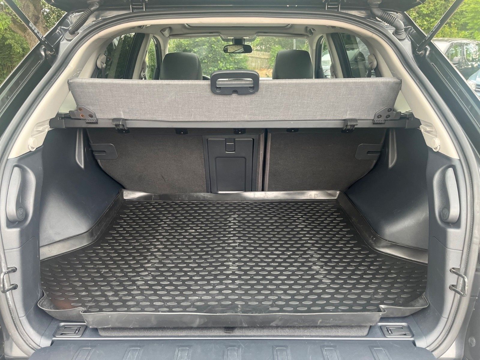 Renault Koleos dCi 175 FAP 4x4 Night and Day – Bild 8