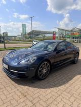 Porsche Panamera - -
