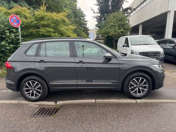 Volkswagen Tiguan - 7