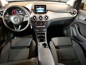 Mercedes B 200 - 12