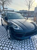 Porsche Cayenne 3.0 V6 Tiptronic - LED Luftfederung Pano