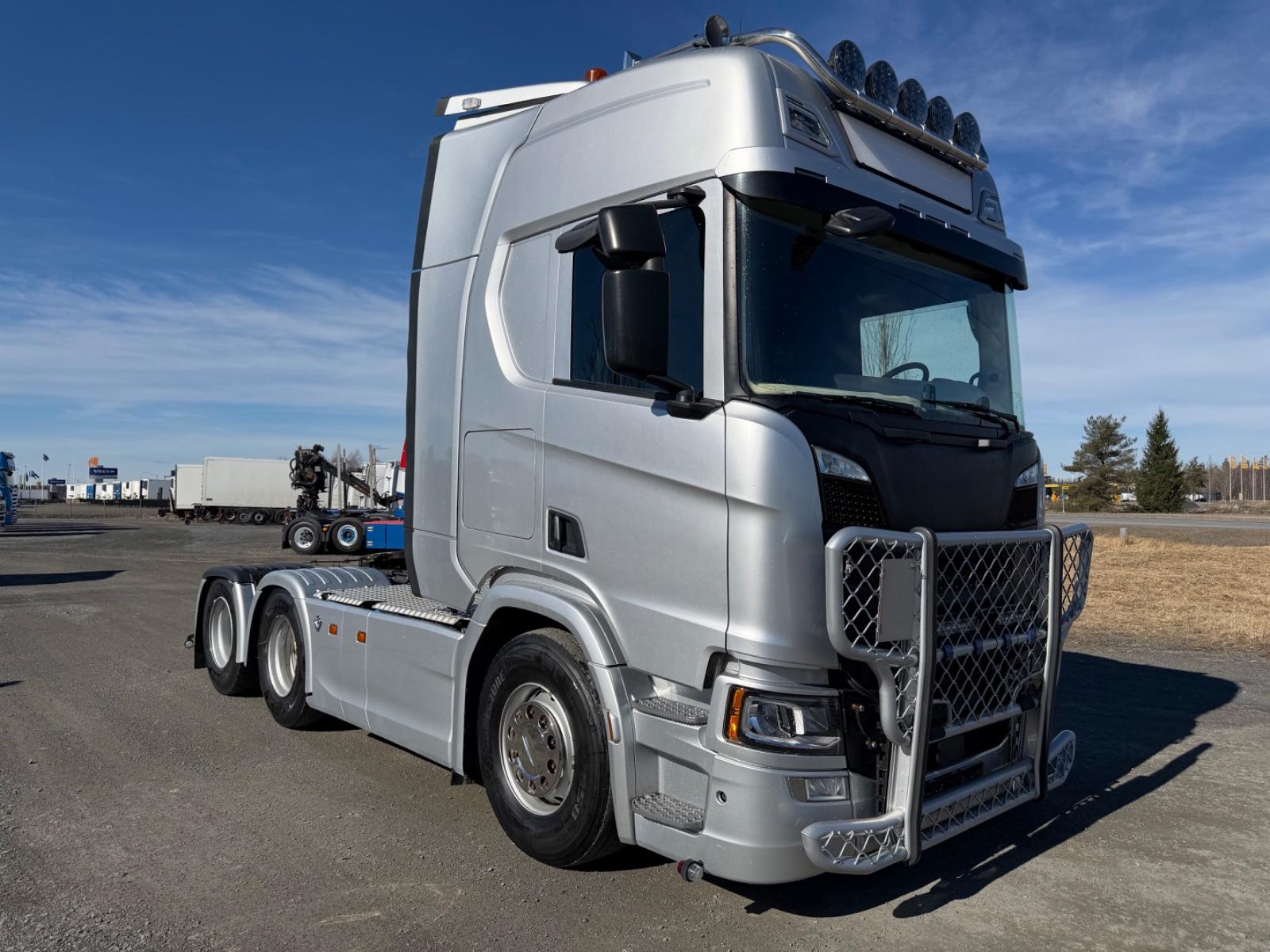 Scania R580 6x4 Euro6 , retarder , fullair
