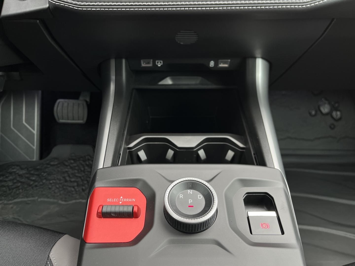 Jeep Compass First Edition KOMFORTP.+KAMERA+LEDER+LED