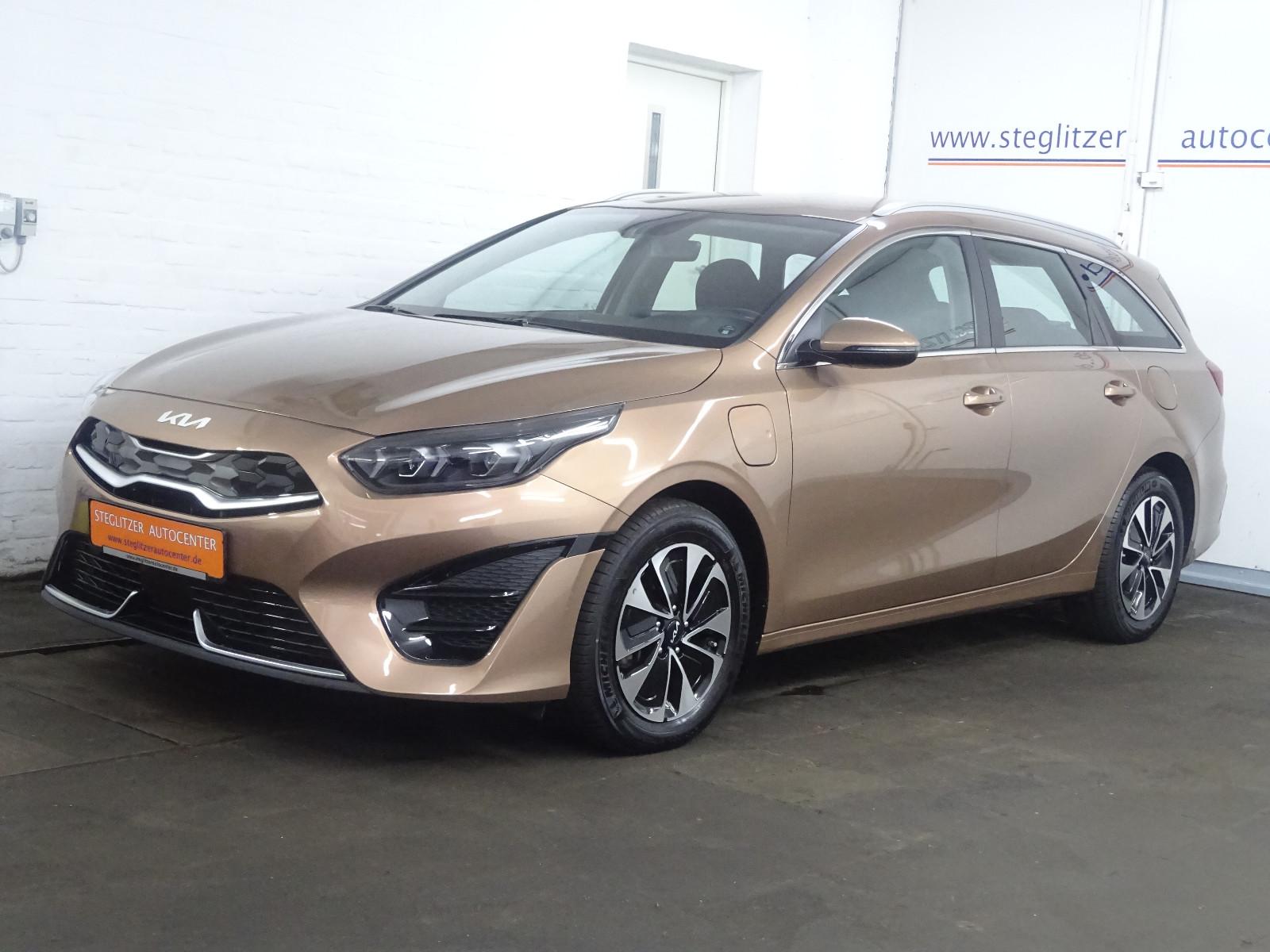 Kia cee'd SW 1.6 GDI PHEV Spirit DCT ACC/LED/Kamera