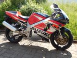 Suzuki GSX R 750  - sehr guter Originalzustand - - Angebote entsprechen deinen Suchkriterien