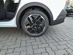 Fahrzeugabbildung Peugeot 408 Hybrid 136 GT Focal, Alcantara, 360° Kamera