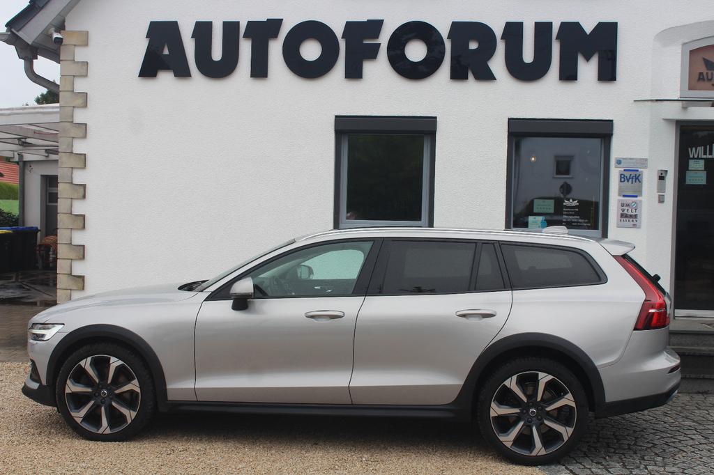 Volvo V60 Cross Country