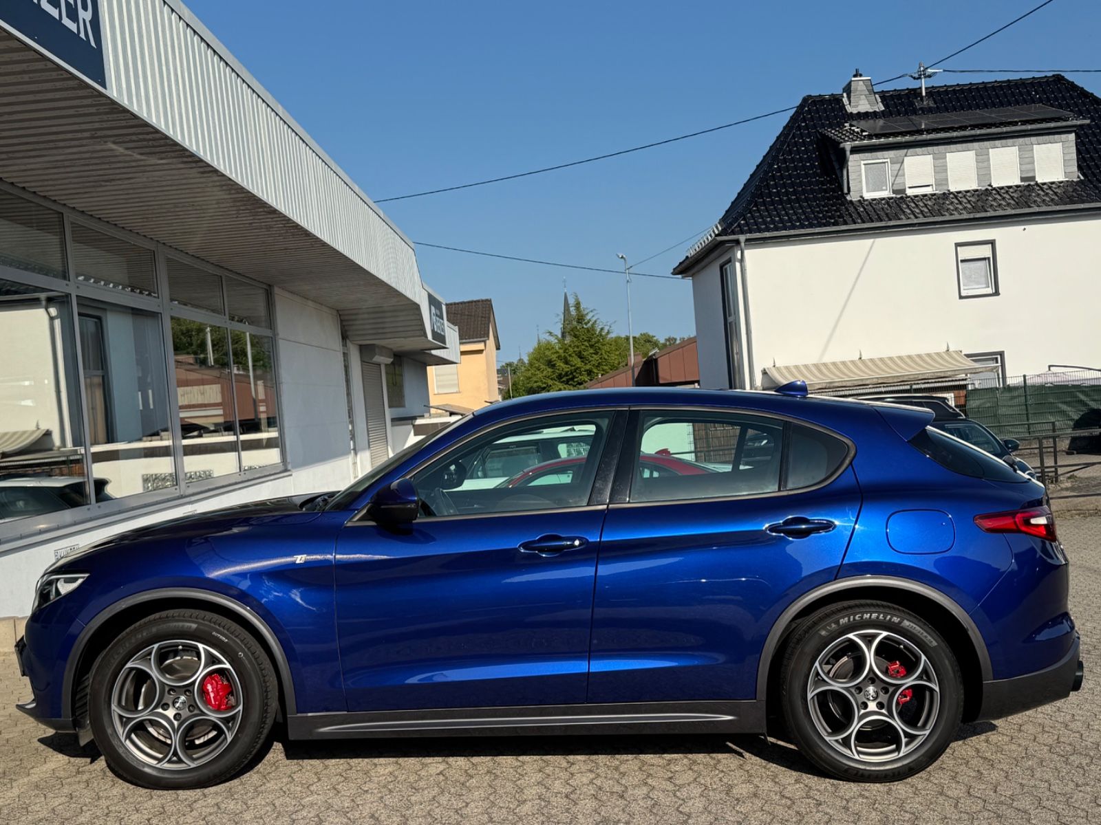 Fahrzeugabbildung Alfa Romeo Stelvio Ti Q4/MEMORY/NAVI/KAMERA/ACC/KLIMA
