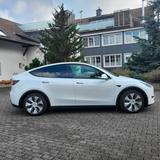 Tesla Model Y Hinterradantrieb RWD RWD - Tesla in Wuppertal