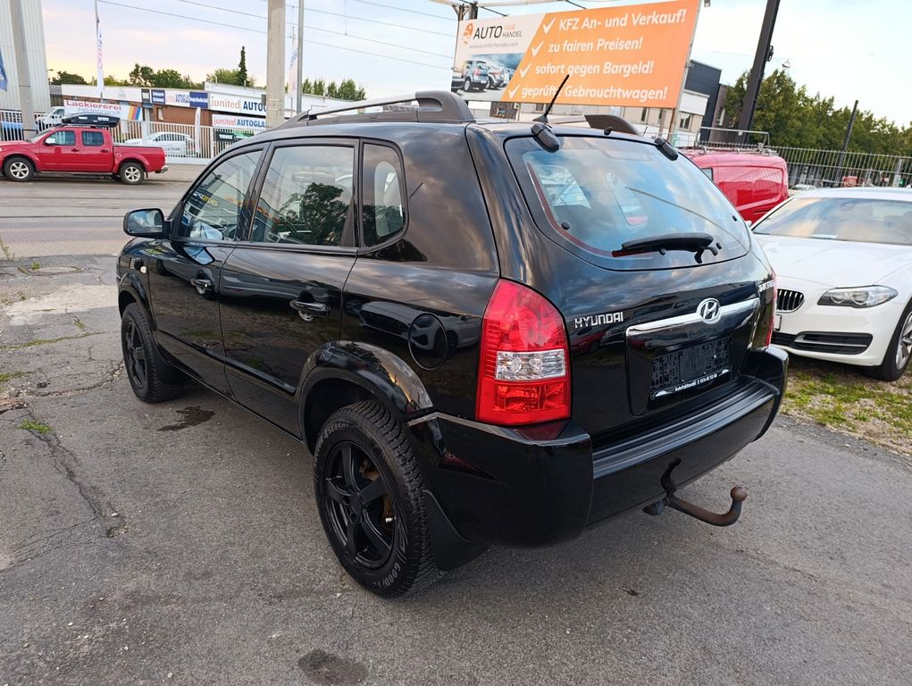 Hyundai Tucson Tucson 2.0 GLS*TÜV NEU*KLIMA*AHK*NUR 145TKM*ALUF
