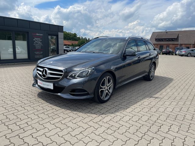 MERCEDES-BENZ E 220 T CDI 4Matic Avantgarde 2HD  Sport-Paket