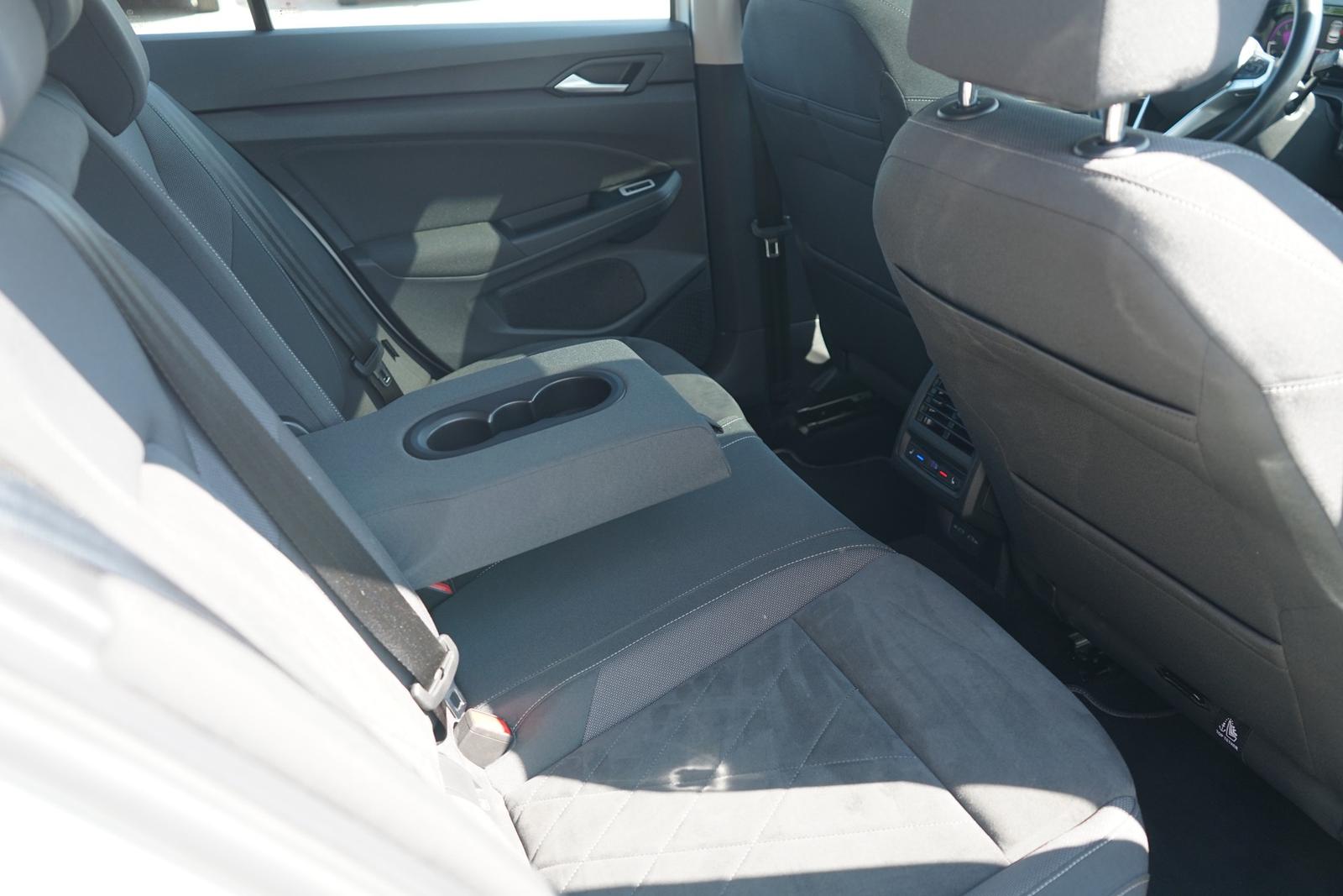 Volkswagen Golf VIII 1.5 TSI Style LED AHK Sitzheizung, миниатюра 10