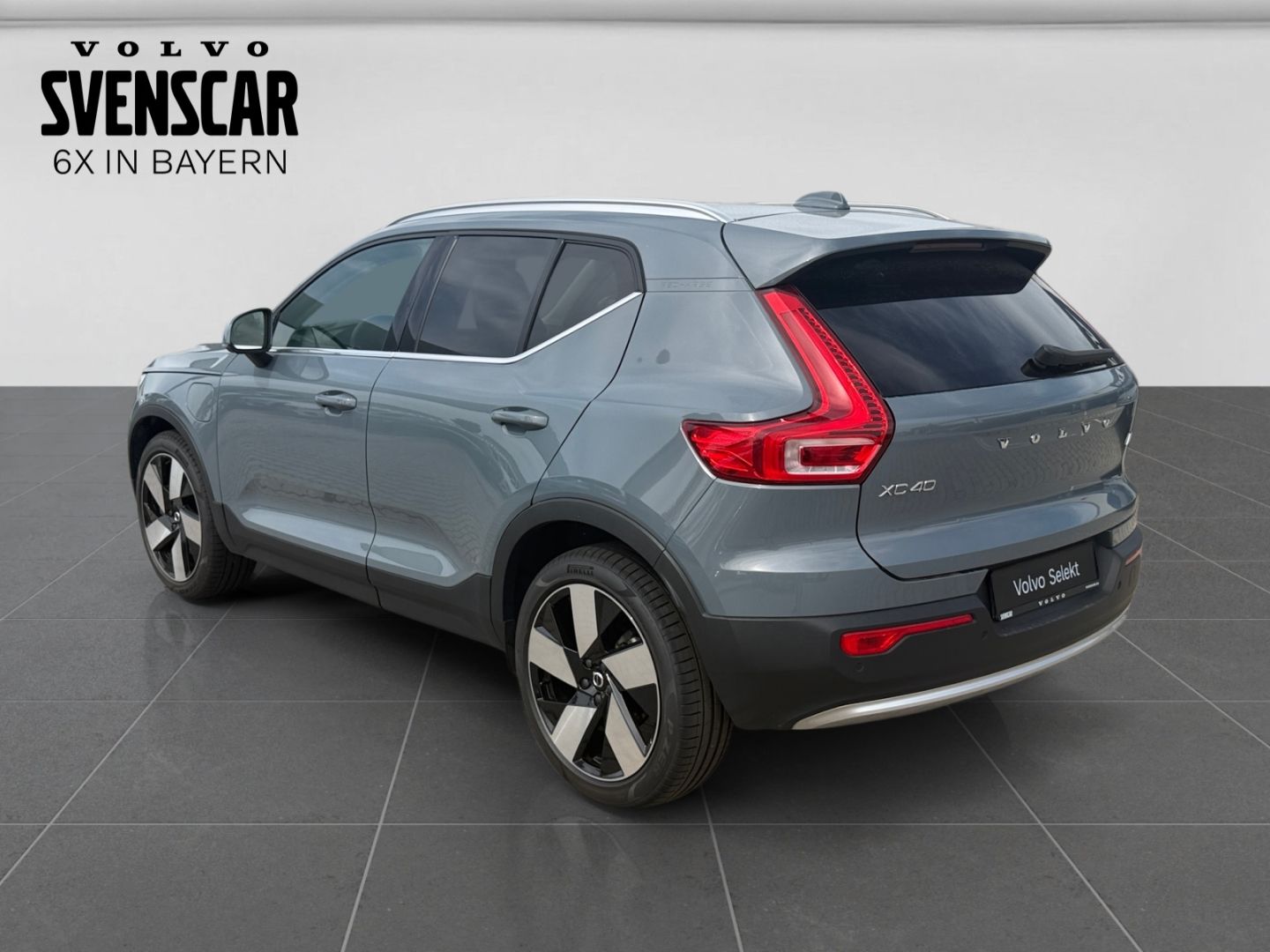 Volvo XC40 Plus Bright Recharge Plug-In Hybrid 2WD Sta imagem 3