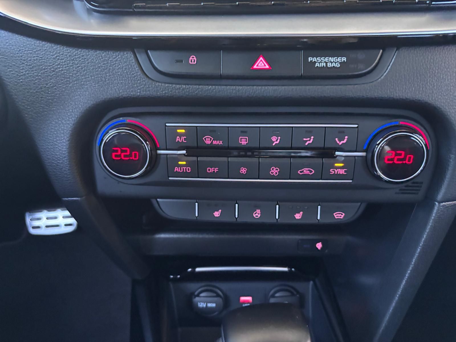 Fahrzeugabbildung Kia ProCeed GT AHK LED NAVI ALU