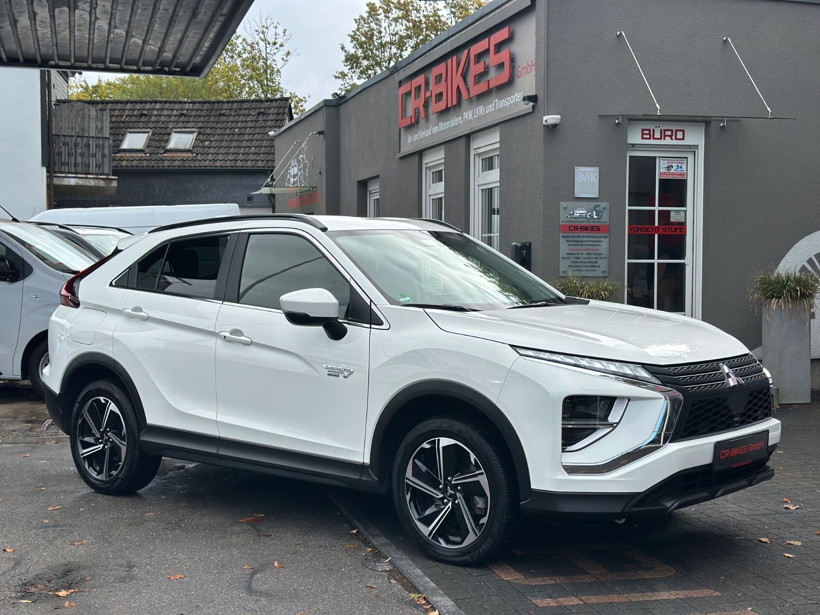 Mitsubishi Eclipse Cross Plug-In Hybrid 4WD /Kamera/35TKM